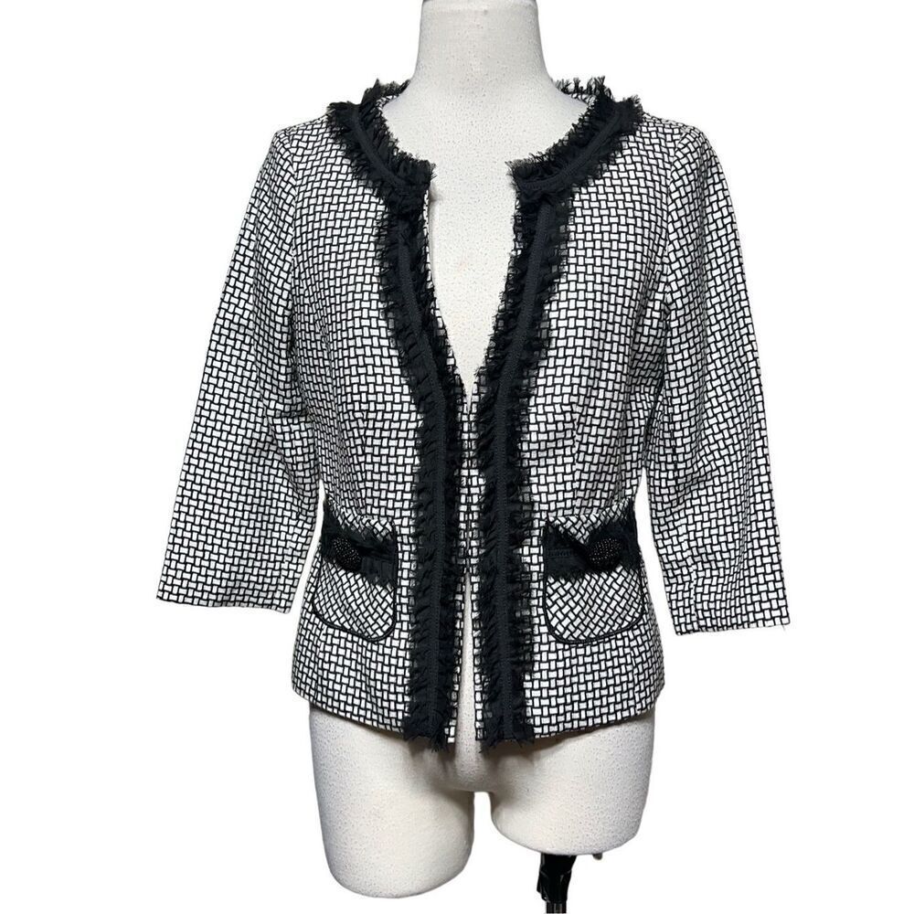 White House Black Market .3/4 Sleeve Tulle Embellished Jacket Size 4